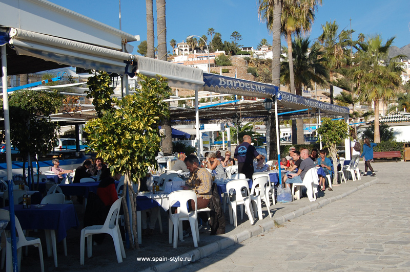 Restaurante "Moreno" Playa  Burriana en Nerja