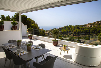 New luxury townhouses in La Herradura