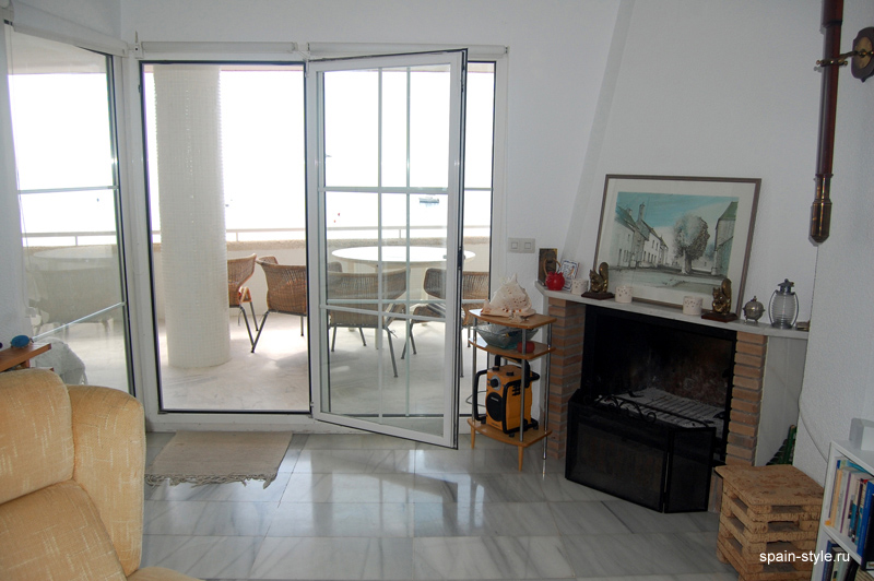 Seaview apartment in Almuñecar , Living room