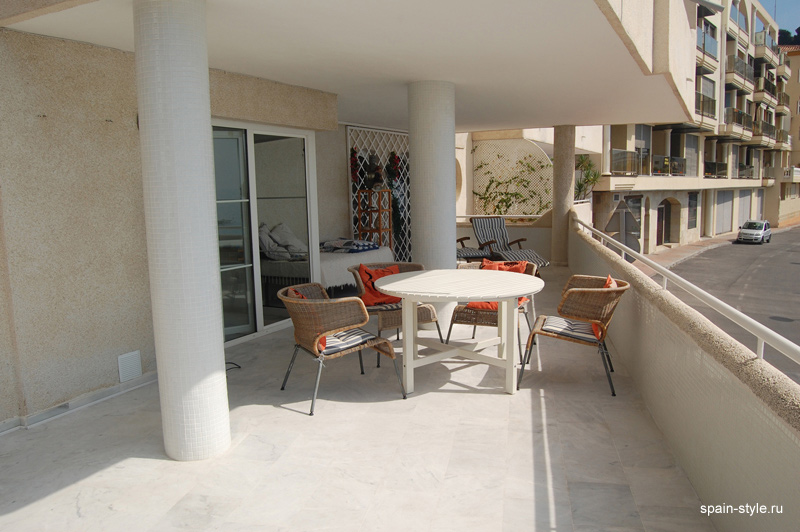 Apartamento en 1º línea de playa en Almuñecar, vistas al mar desde la terraza