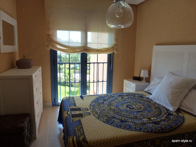 Dormitorio, Apartamento de vacaciónes  en primera línea de playa en Almuñecar