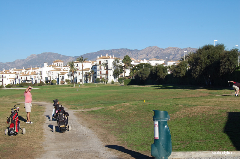 Piso  en Playa Granada Golf Resort, Golf en la urbanización