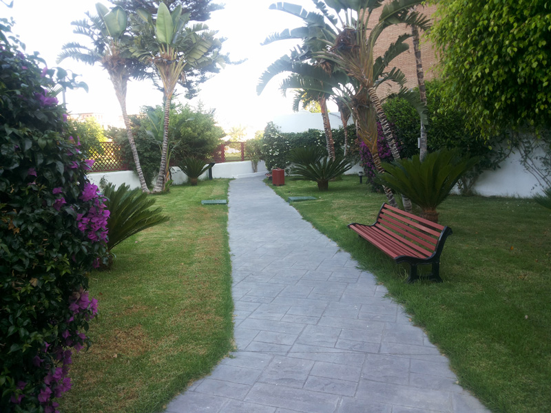 Квартира на море в Playa Granada  Golf Resort, En la urbanización 