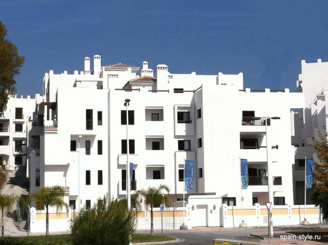 Apartamentos nuevos en Salobreña, Granada, Fachada del edificio