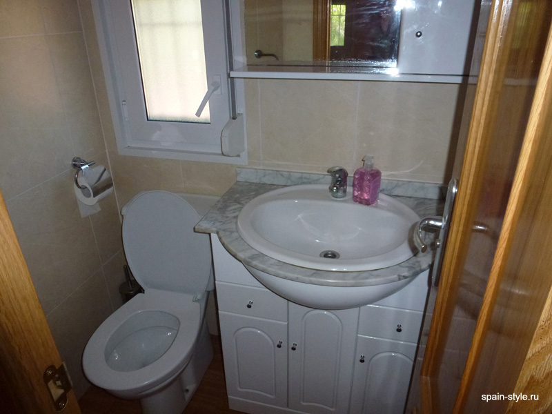 Bathroom, Small country house in the mountain in  Nerja 