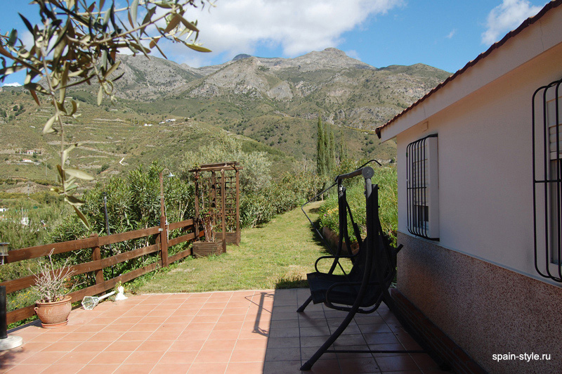  Small country house in the mountain in  Nerja 