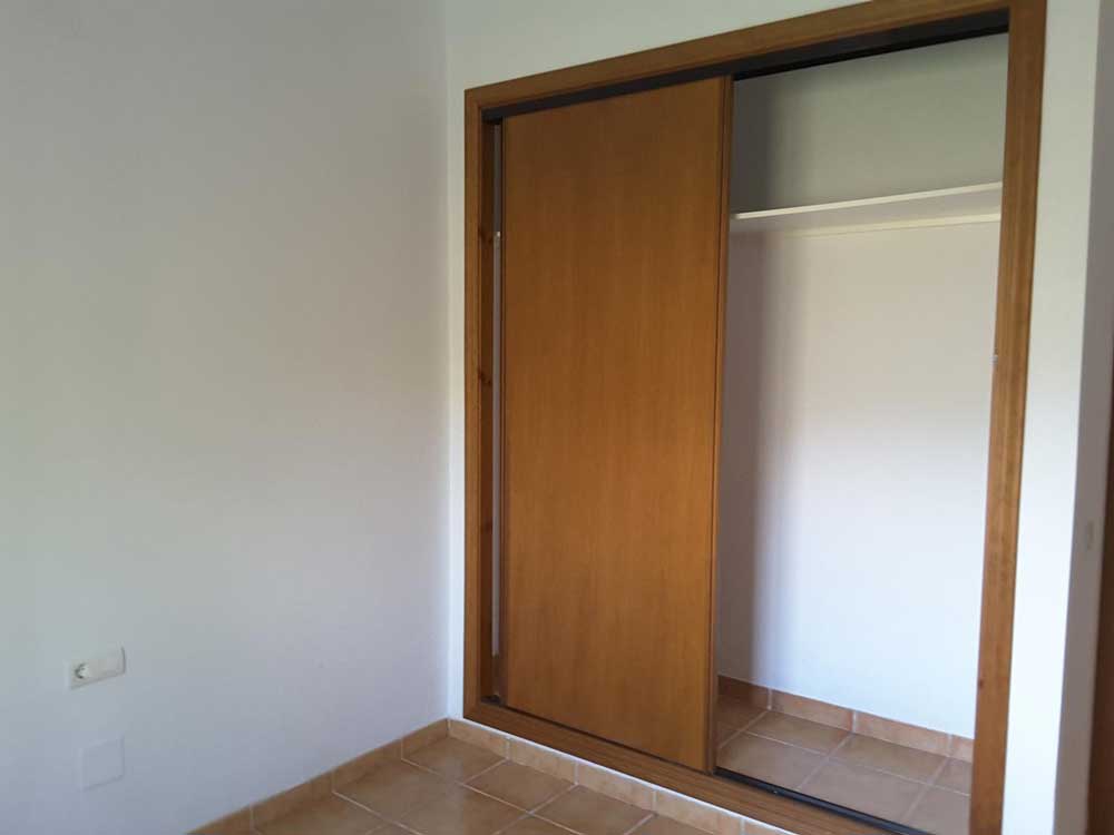 Fitted wardrobe 