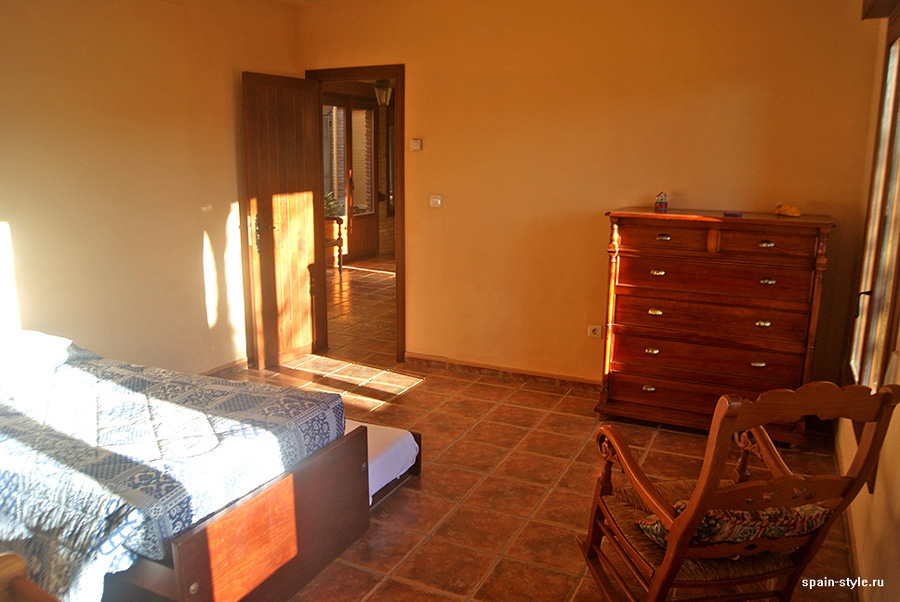 Спальня,   Загородная вилла  в Гранаде - туристический бизнес  