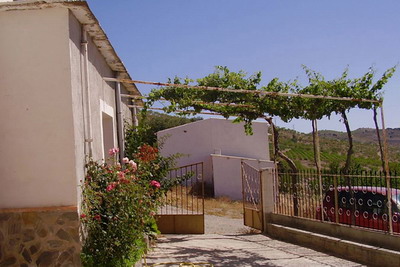 Finca agrícola con cortijo rural