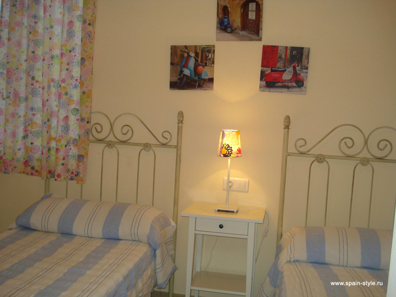 Alquilar Nuevo apartamento de dos dormitorios playa Burriana,  Dormitorio