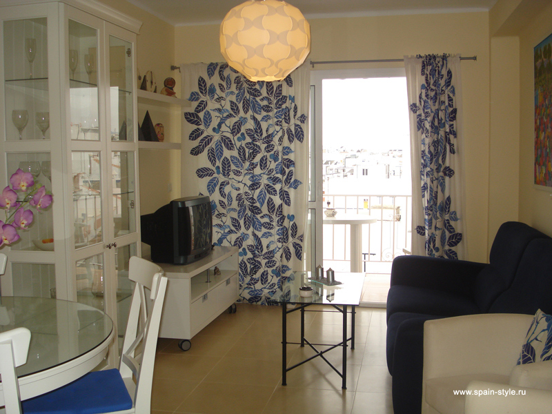 Alquilar Nuevo apartamento de dos dormitorios playa Burriana, Salón