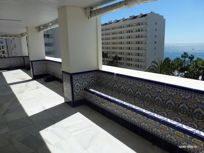 Terrace, Luxury apartment for sale  in the center of Marbella