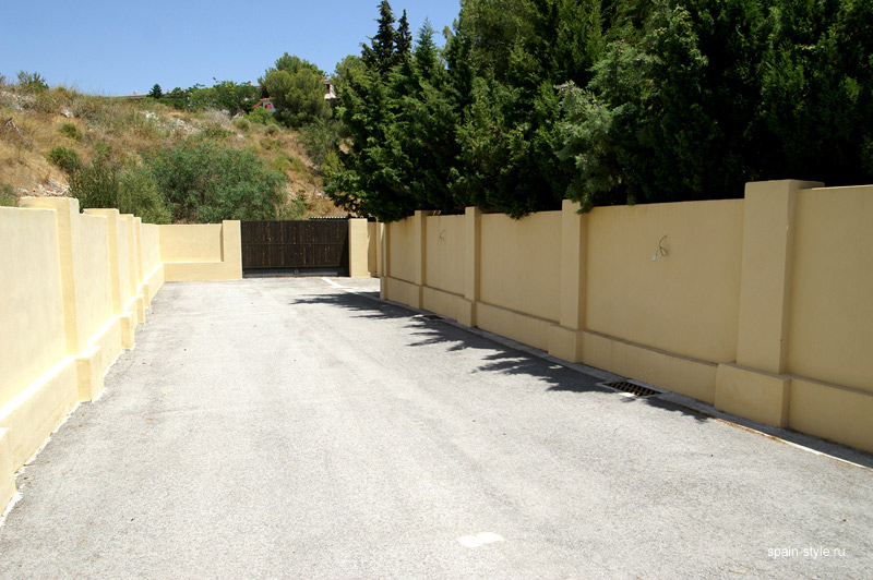 Дорога к дому,  Шикарная вилла  в Испании, Серро-Гордо