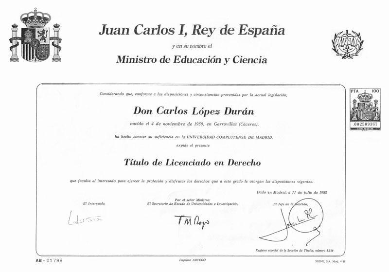 Título de Licenciado en Derecho