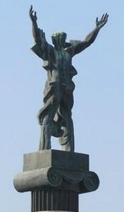 Пуэрто Банус, Статуя Виктории