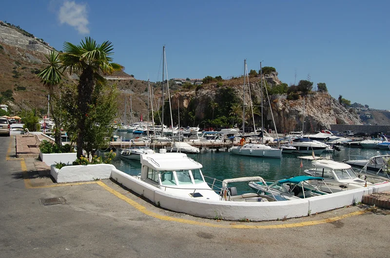  Marina del Este