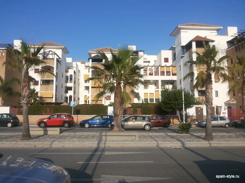 Urbanización, edificio de apartamentos