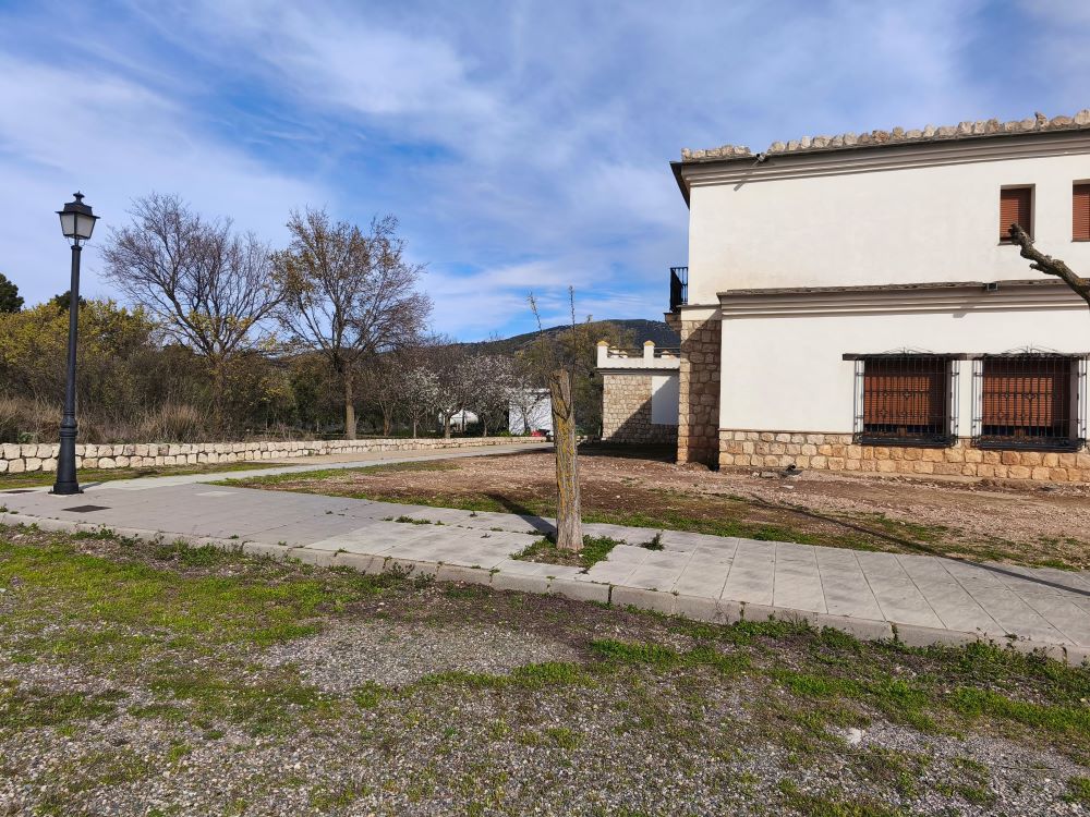 Гостиничный комплекс с рестораном