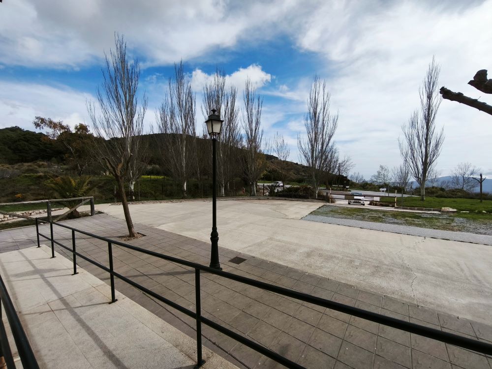 Парадный вход