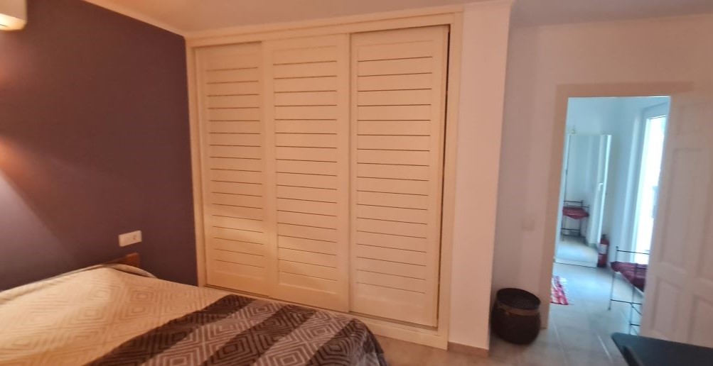 Built-in wardrobes in the bedroom