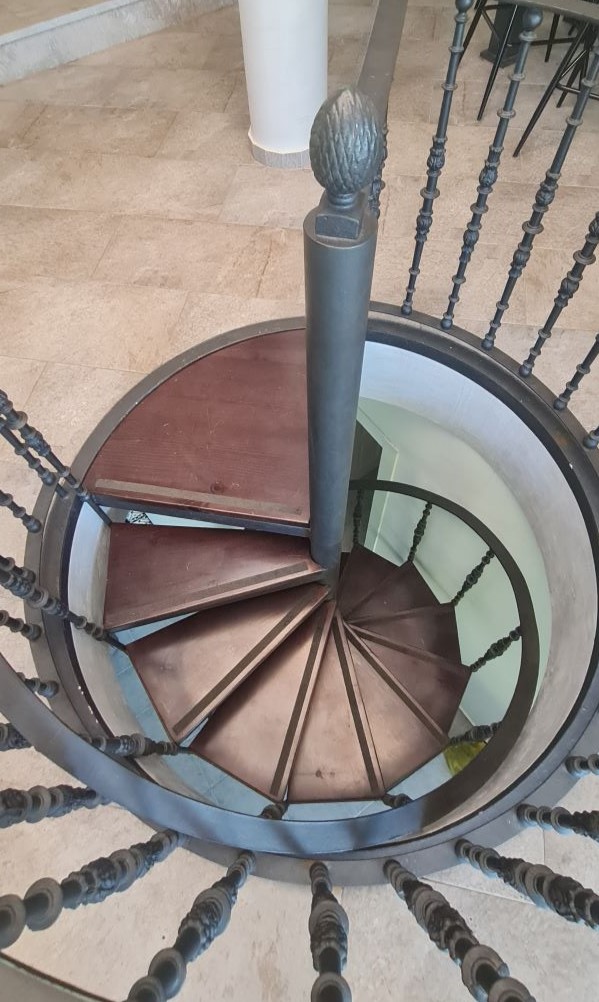 Spiral staircase 